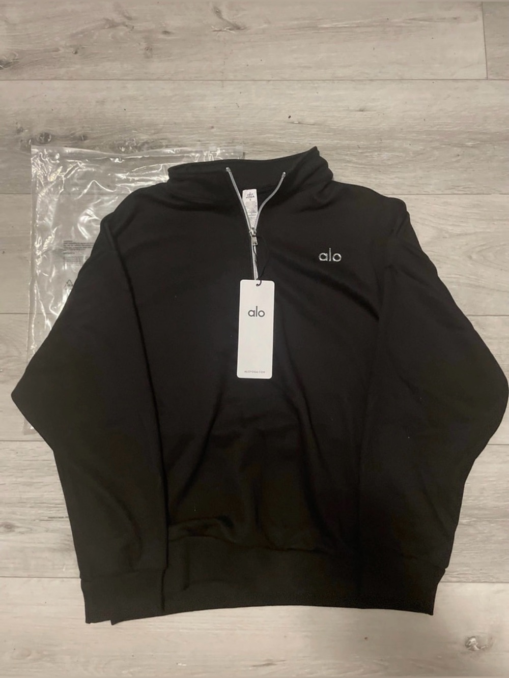 ALO Yoga Men's Black Quarter-Zip Sweater